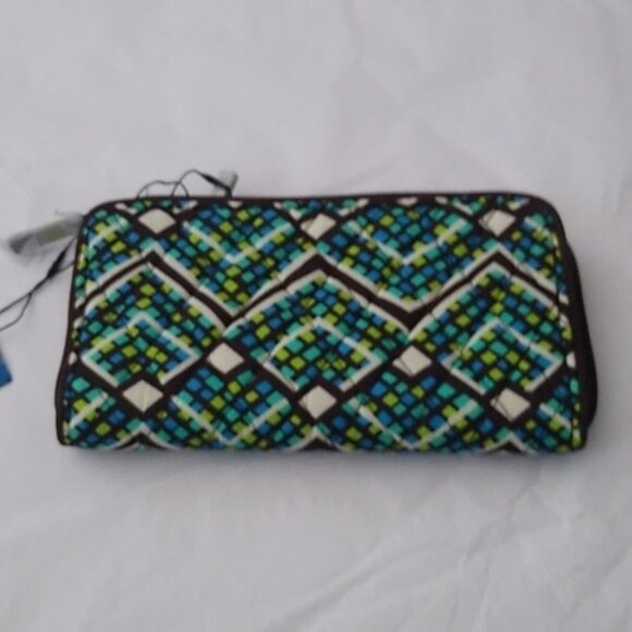 Vera Bradley RFID Quilted Cotton Georgia Wallet in Rain Forest - Picture 5 of 7
